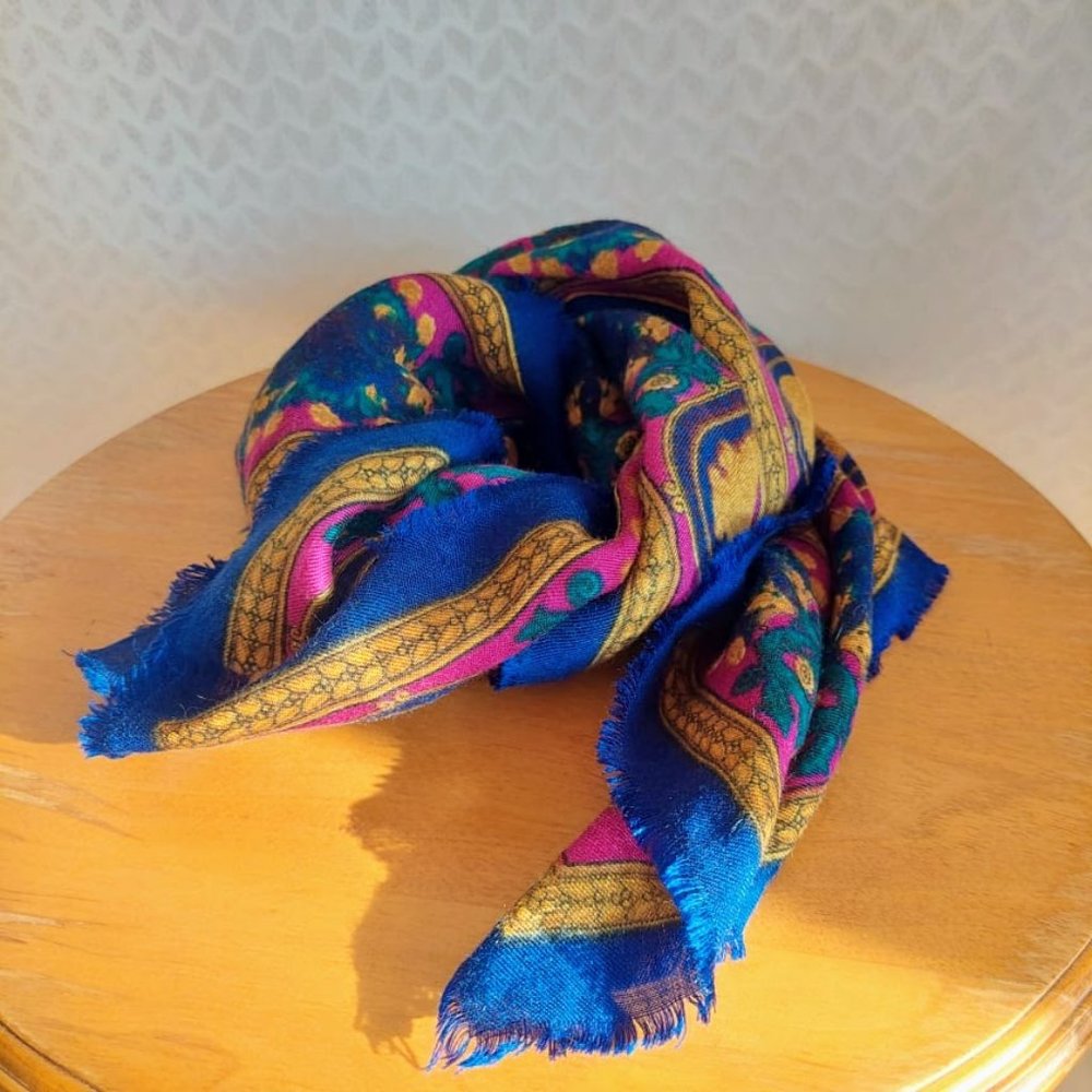 Vintage colorful scarf Emanuel Geraldo